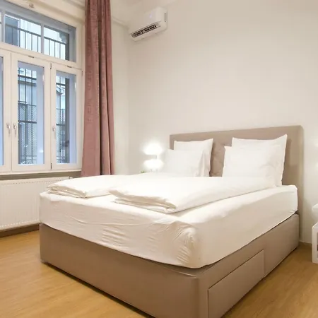 Apartment Europest Luxury